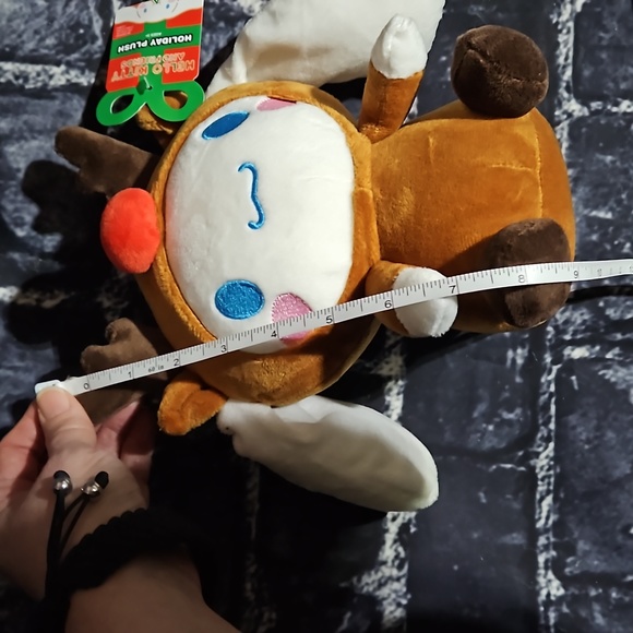 Hello Kitty 🎁 and Friends Holiday Cinnamoroll Roll Dressed Up as a Reindeer - Picture 4 of 4